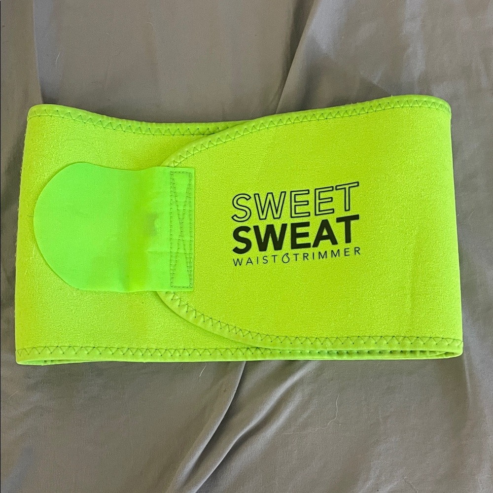 Sweet Sweat Waist Trimmer in Neon Green